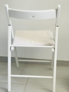 Klappstuhl Holz weiß – Hochzeitsshopping – Dein Deko-Verleih aus Grettstadt
